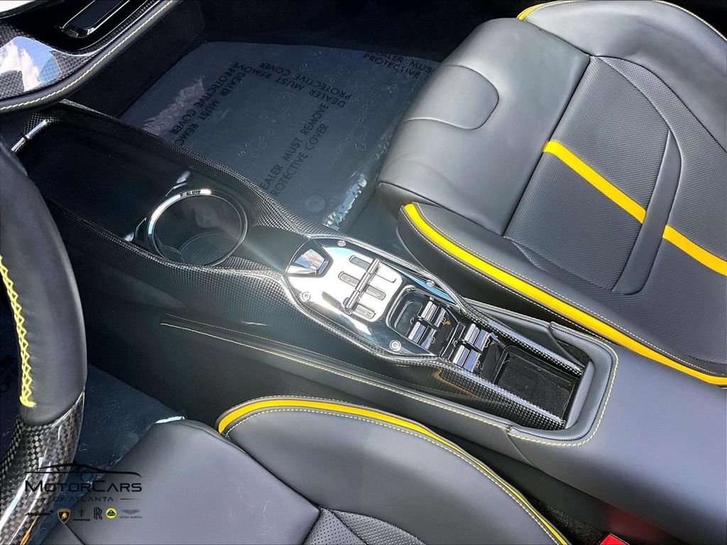Used 2025 Ferrari SF90 Spider AWD/4WD image 15