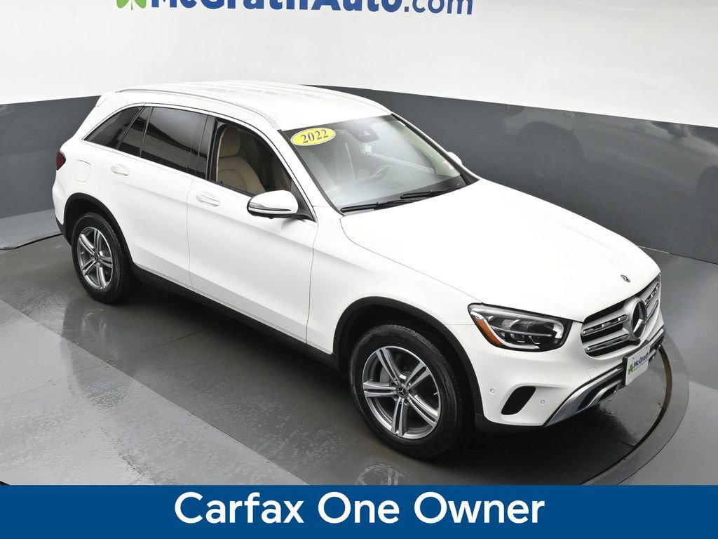 Used 2022 Mercedes-Benz GLC 300 4MATIC image 3