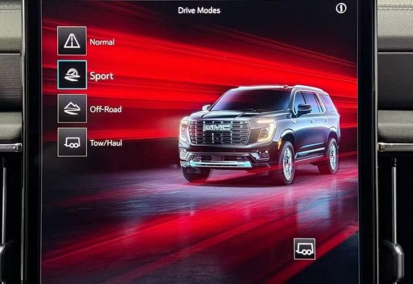 Used 2025 GMC Yukon Denali image 21