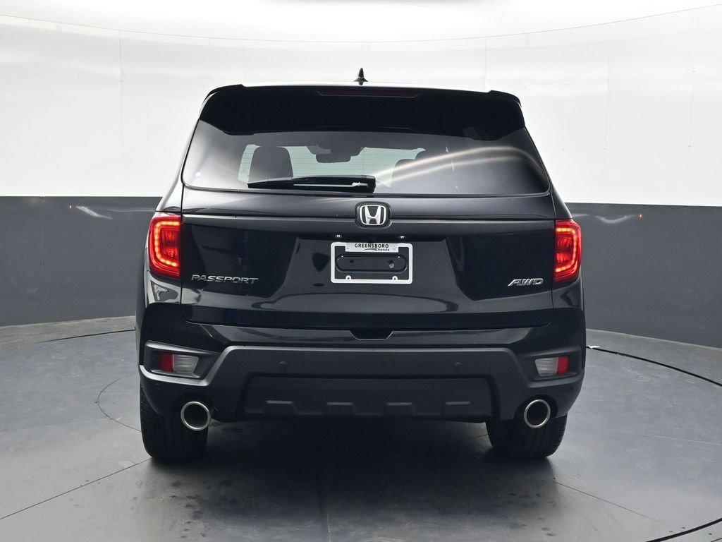 Used 2023 Honda Passport EX-L image 5