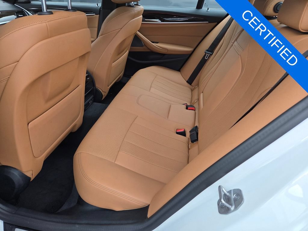 Used 2023 BMW 540i w/ Premium Package RWD image 27