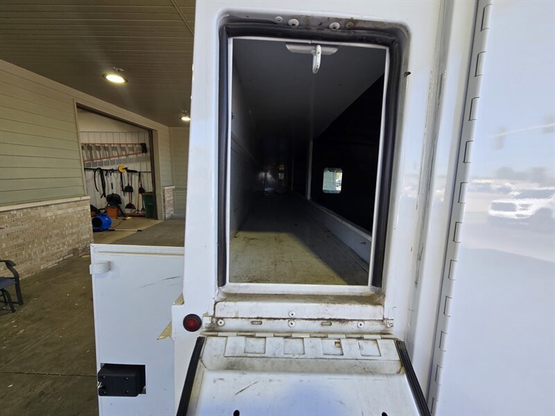 Used 2019 Chevrolet Express 3500 w/ Power Convenience Package RWD image 41