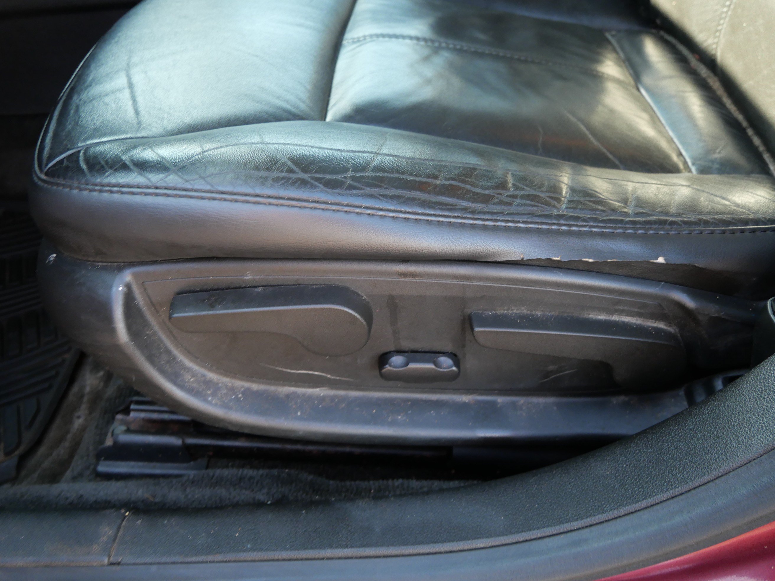Used 2011 Chevrolet Impala LT w/ Luxury Edition Package FWD image 26
