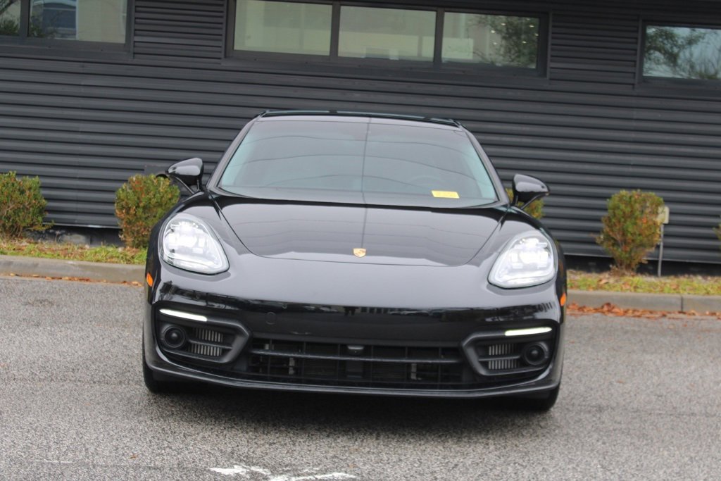 Used 2023 Porsche Panamera 4 image 10