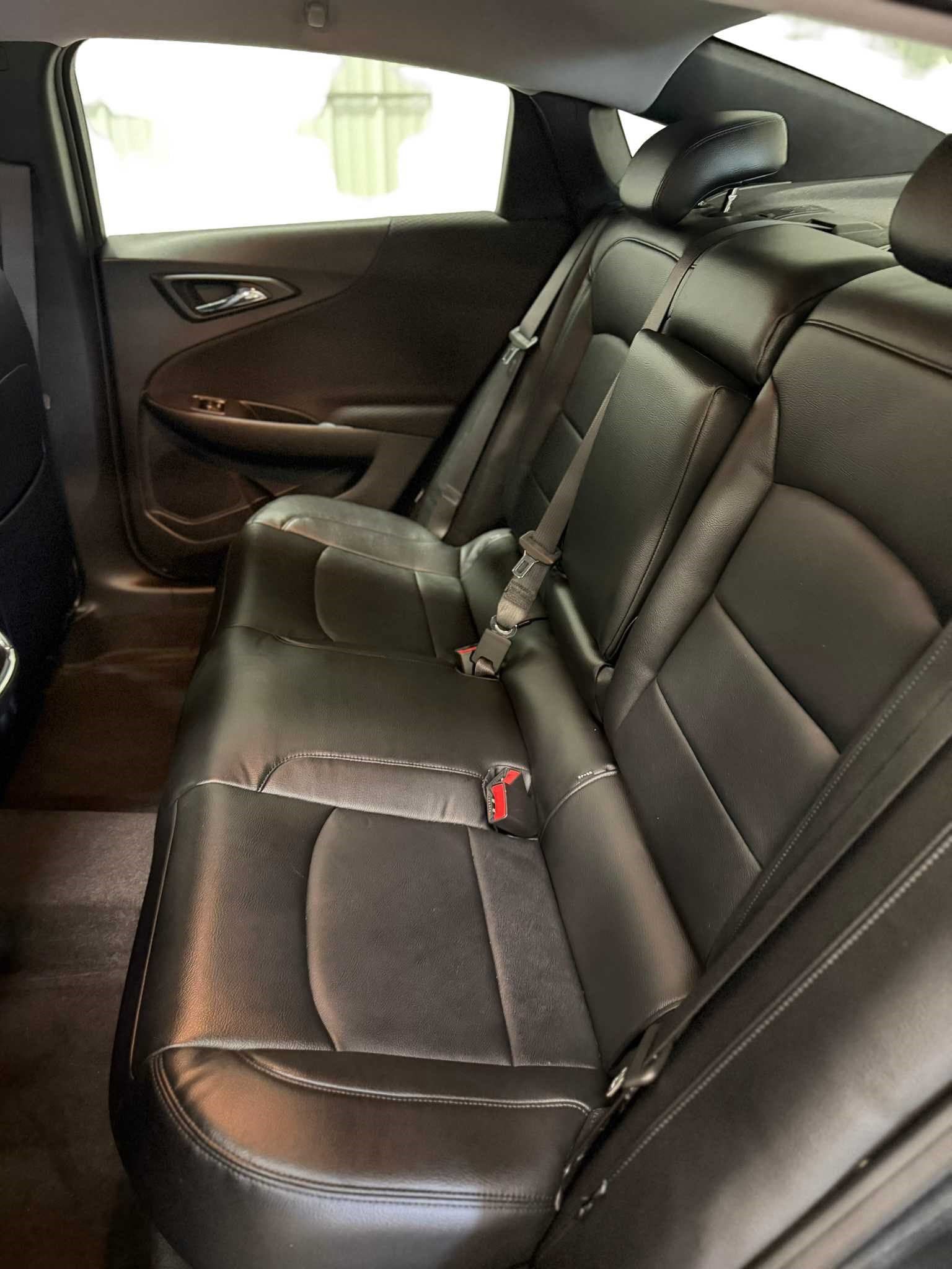 Used 2020 Chevrolet Malibu LT FWD image 23