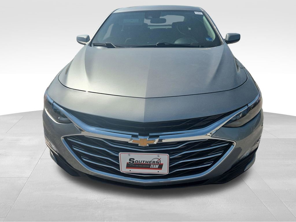 Used 2025 Chevrolet Malibu LT FWD image 9