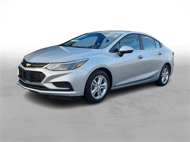 Used 2018 Chevrolet Cruze LT w/ Convenience Package image 3