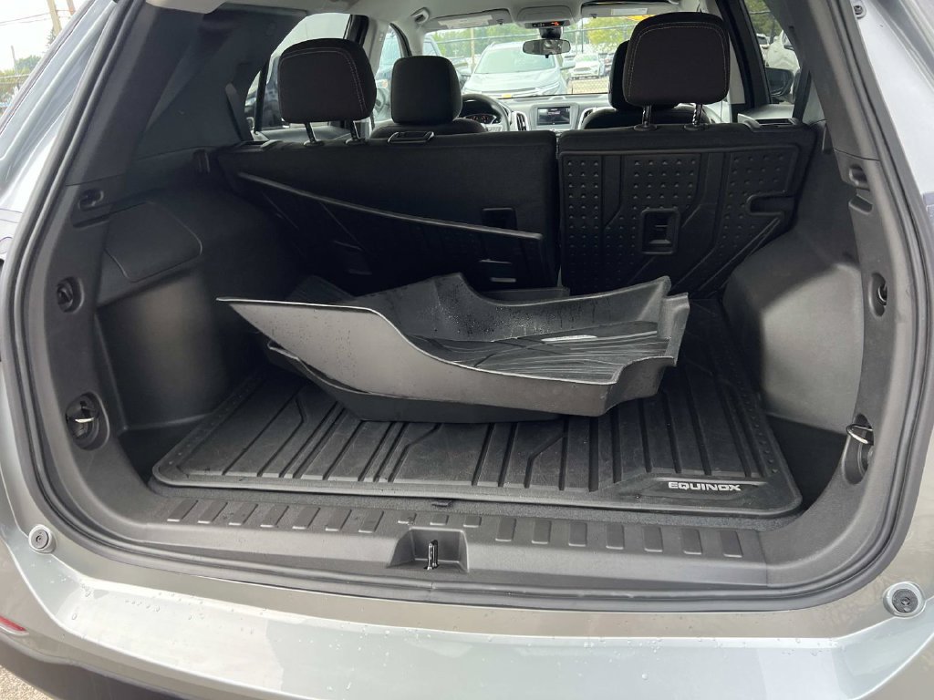 Used 2024 Chevrolet Equinox LS w/ LS Convenience Package FWD image 10