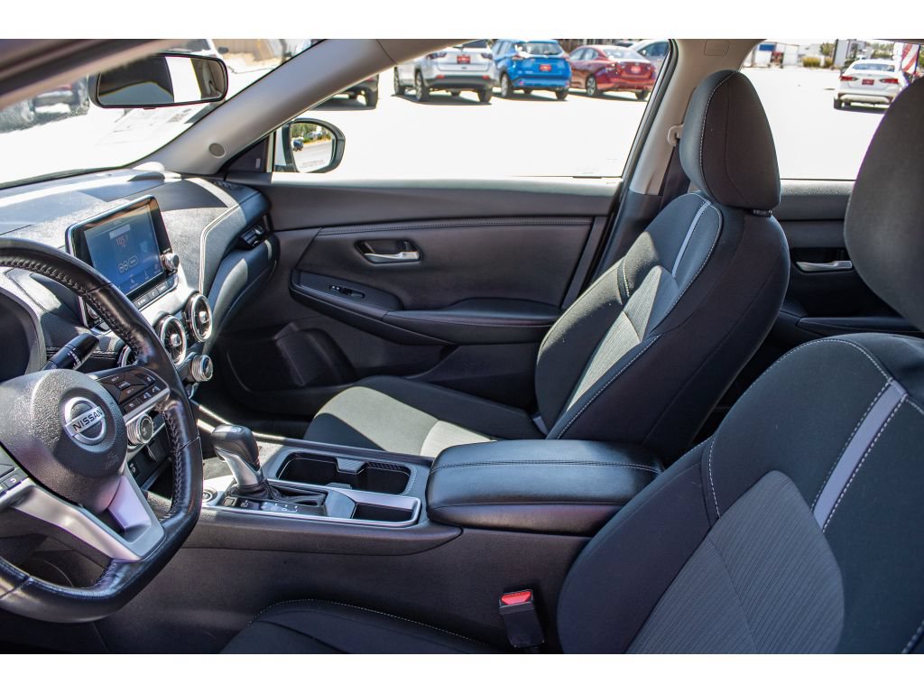 Used 2022 Nissan Sentra SV FWD image 29