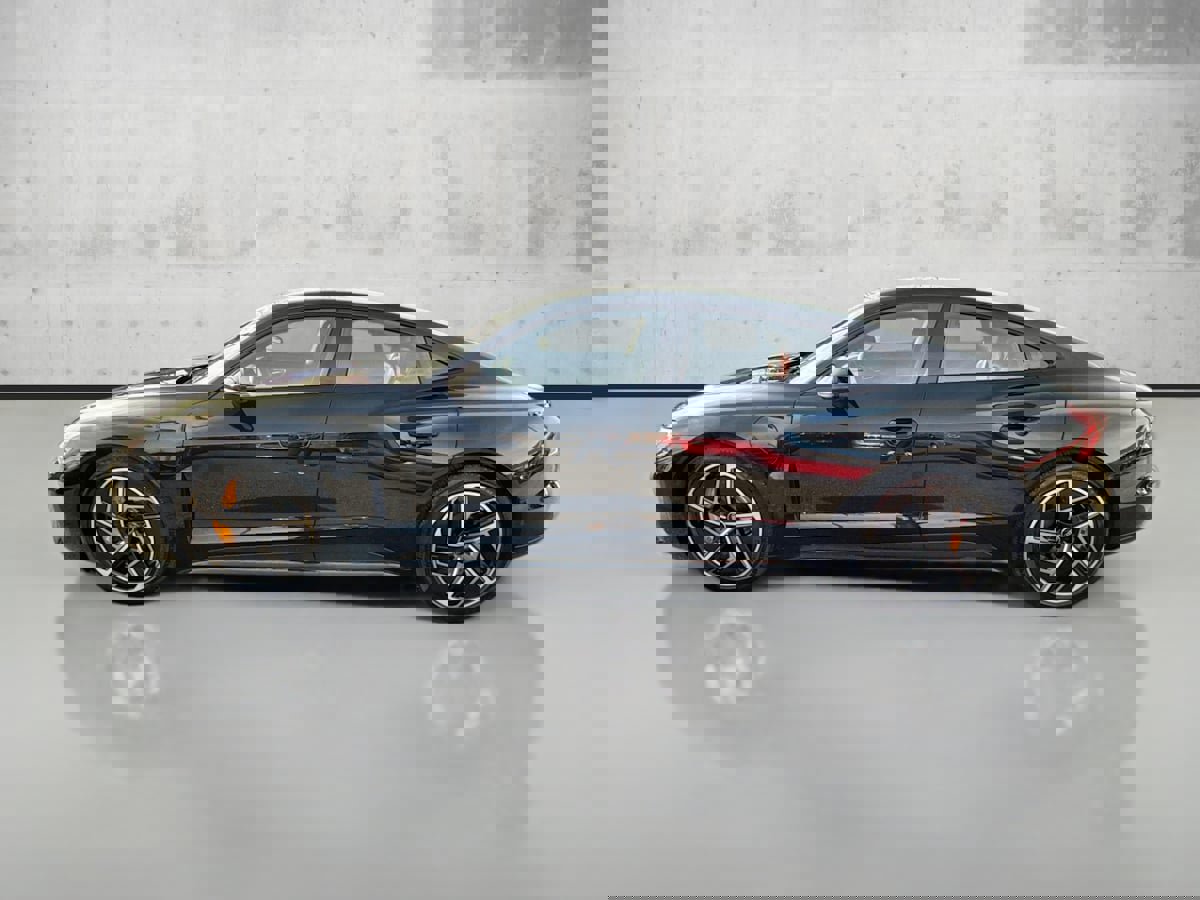Used 2024 Audi RS e-tron GT w/ Carbon Performance Package image 4