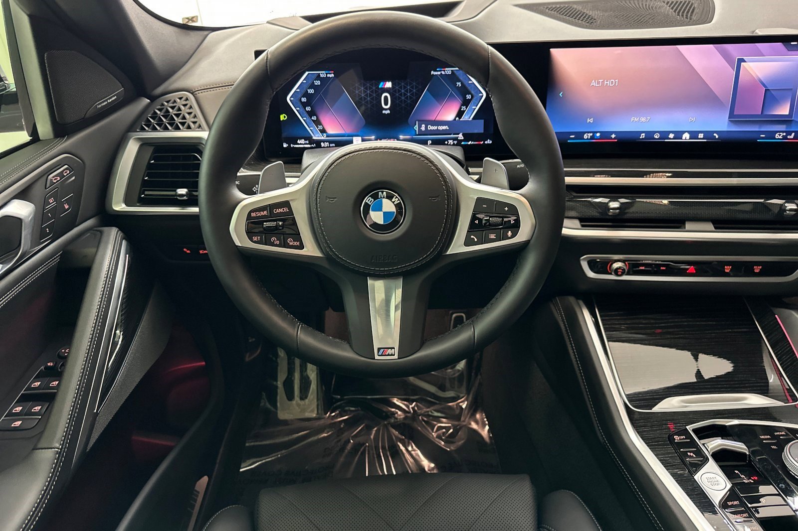 Certified 2024 BMW X6 xDrive40i w/ Premium Package AWD/4WD image 28