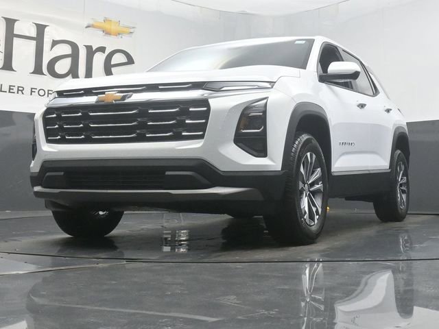 New 2026 Chevrolet Equinox LT w/ LPO, Floor Liner Package image 4