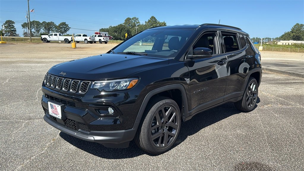 New 2026 Jeep Compass Limited image 4