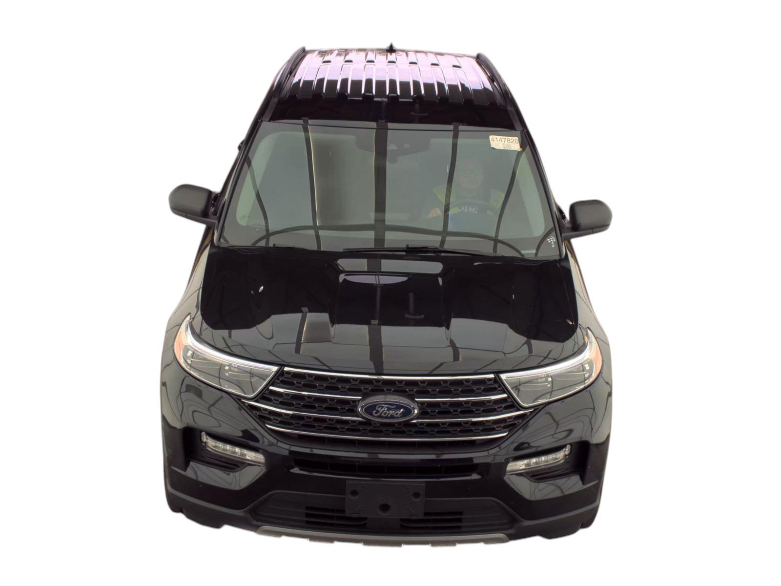 Used 2023 Ford Explorer XLT w/ Equipment Group 202A AWD/4WD image 3