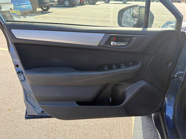 Used 2019 Subaru Outback 2.5i Premium image 10