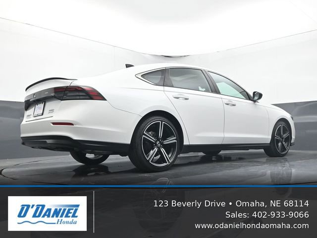 Used 2023 Honda Accord Sport image 12