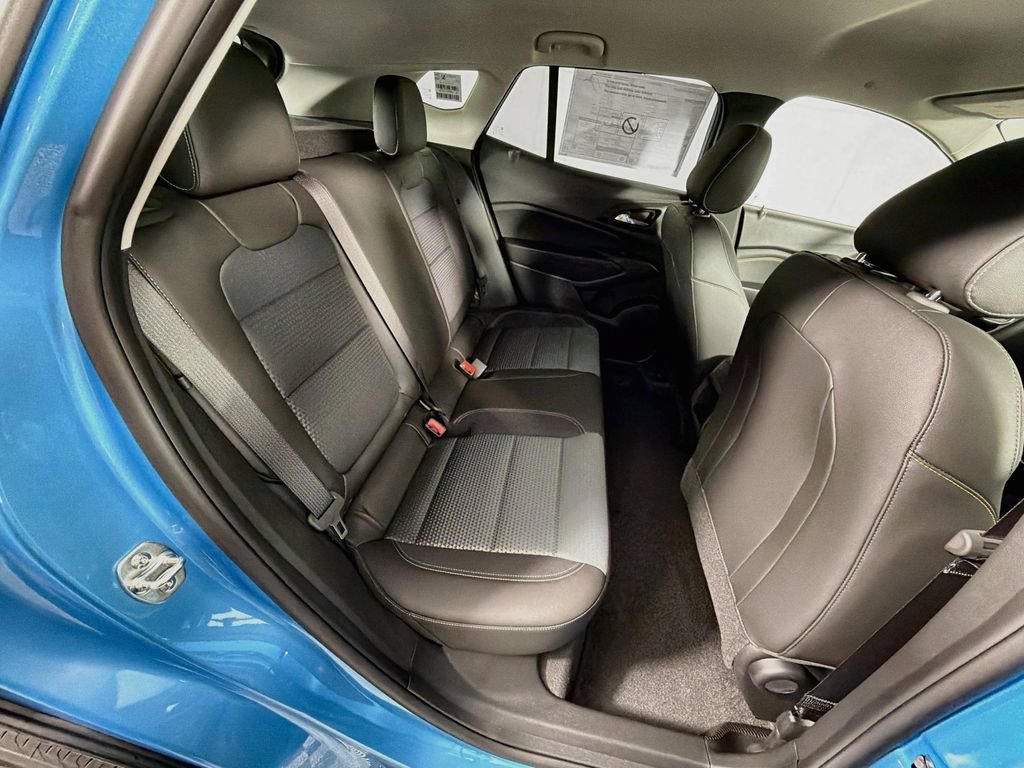 New 2026 Chevrolet Trax LT w/ Driver Confidence Package FWD image 25
