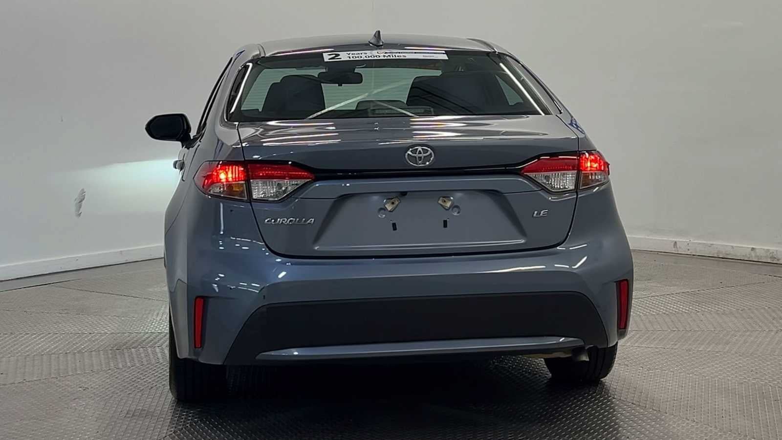 Used 2022 Toyota Corolla LE FWD image 7