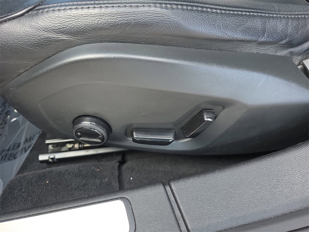 Used 2020 Volvo S60 T5 Momentum image 27