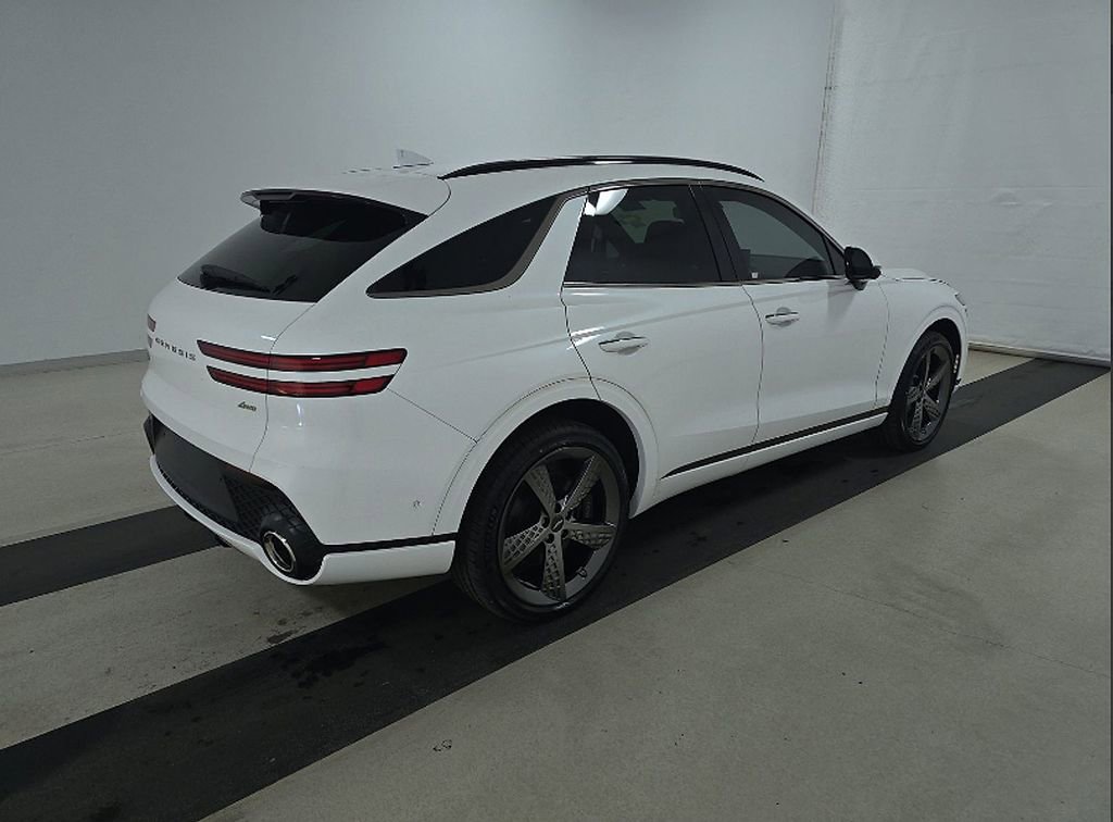 Used 2025 Genesis GV70 2.5T w/ Sport Prestige Package AWD/4WD image 2