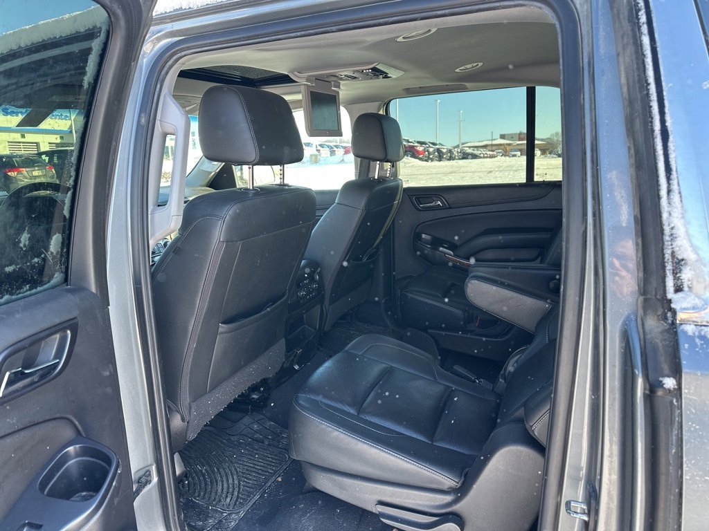 Used 2019 Chevrolet Suburban Premier image 5
