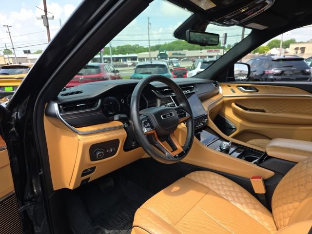 Used 2021 Jeep Grand Cherokee L Summit AWD/4WD image 19