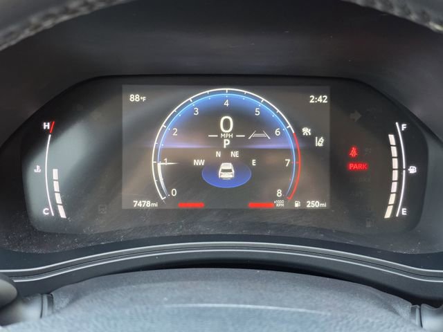 Used 2024 Toyota Grand Highlander XLE FWD image 12