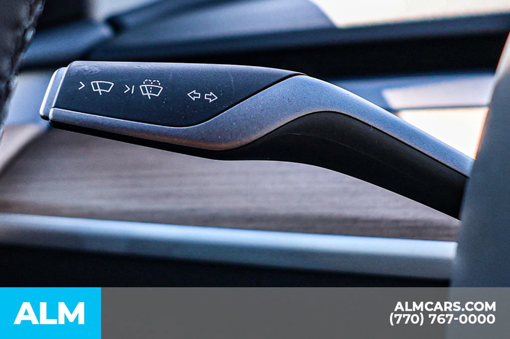 Used 2025 Tesla Model Y Long Range image 32