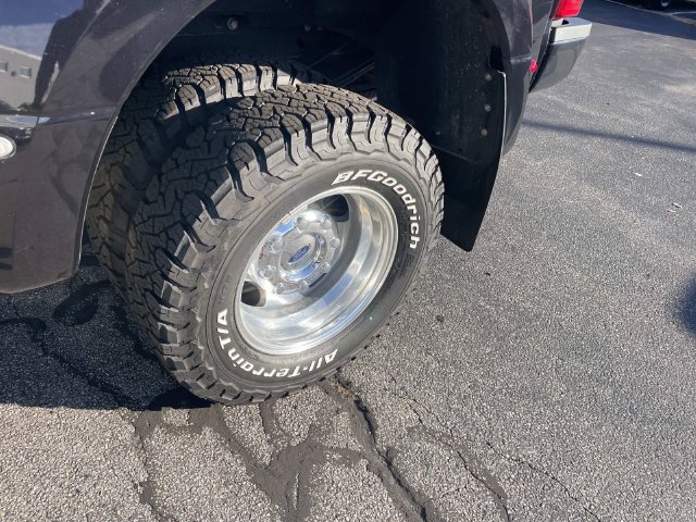 Used 2022 Ford F350 Platinum AWD/4WD image 15