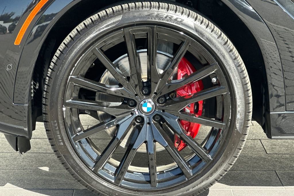 Used 2023 BMW X6 xDrive40i w/ M Sport Package AWD/4WD image 33