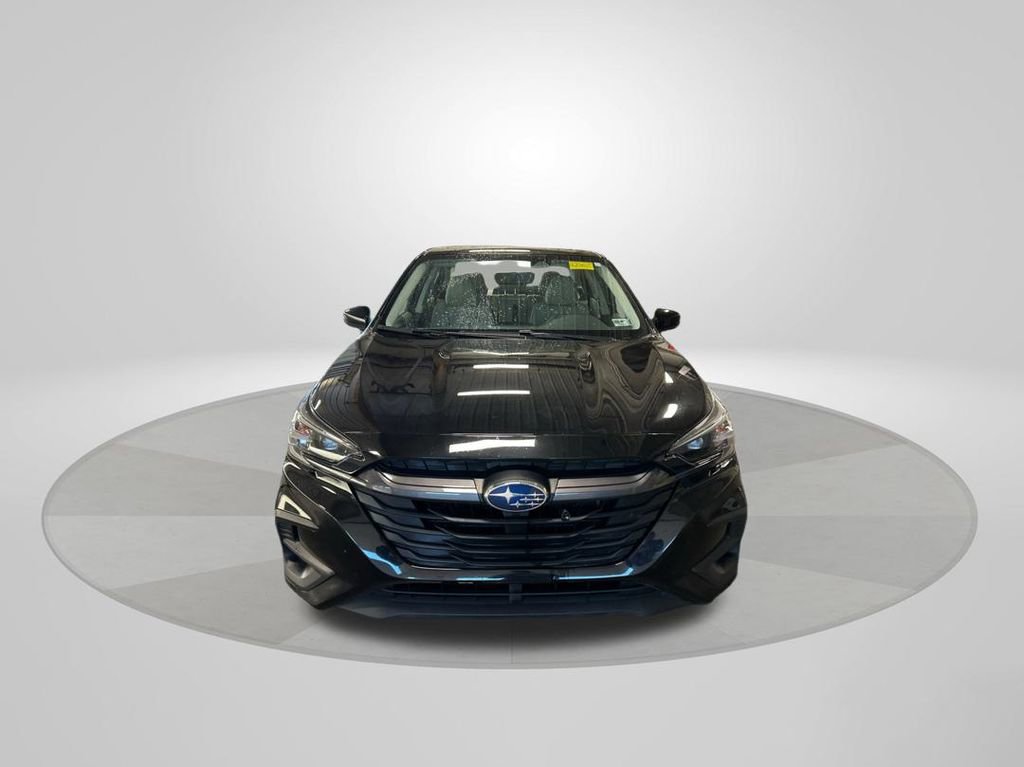 Used 2023 Subaru Legacy Limited image 2
