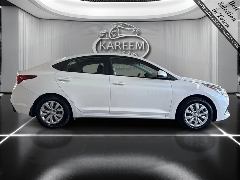 Used 2018 Hyundai Accent FWD image 4