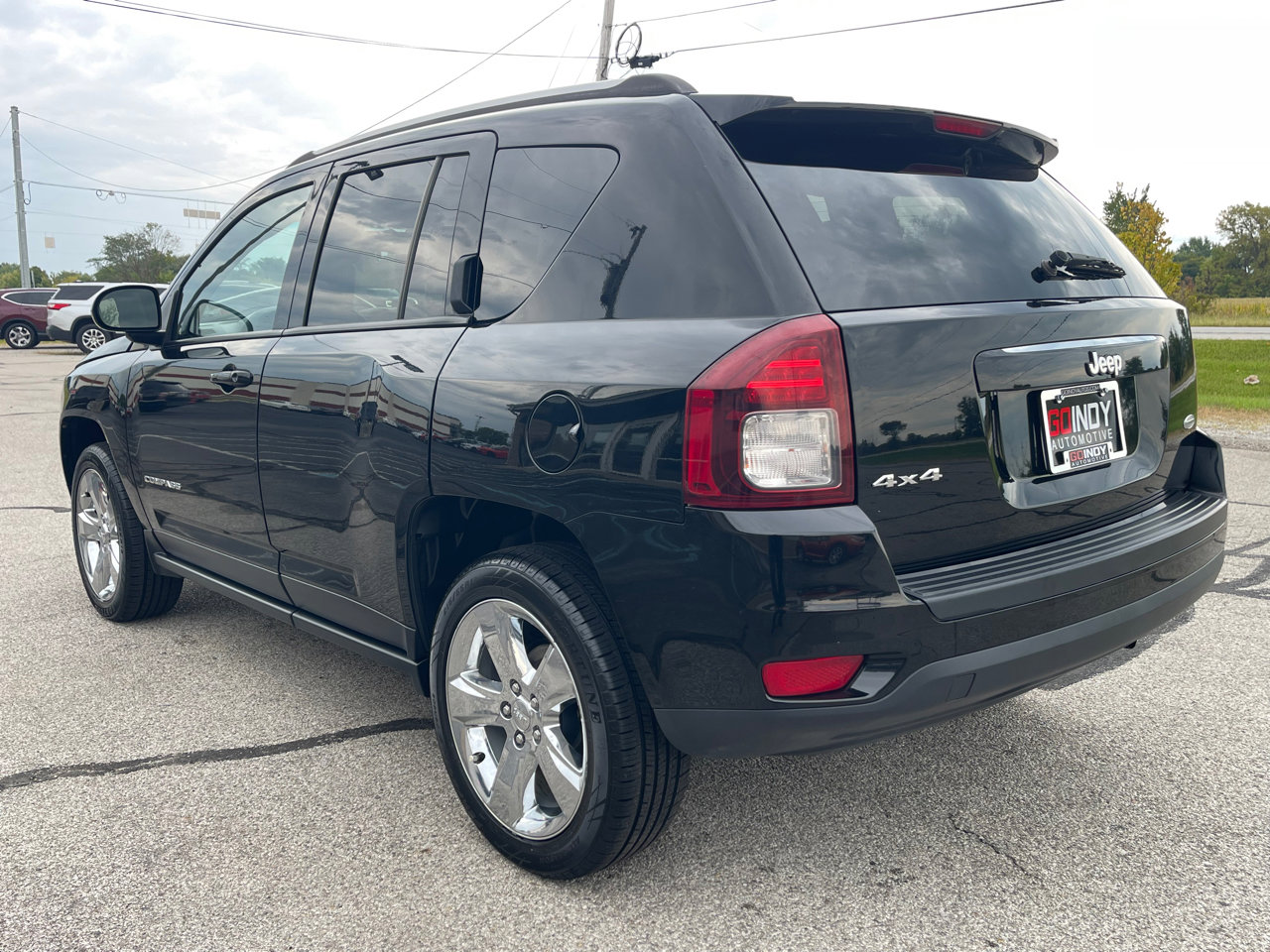 Used 2016 Jeep Compass Latitude image 3