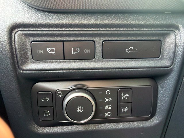 Used 2022 Ford F150 Platinum w/ Equipment Group 701A High AWD/4WD image 33