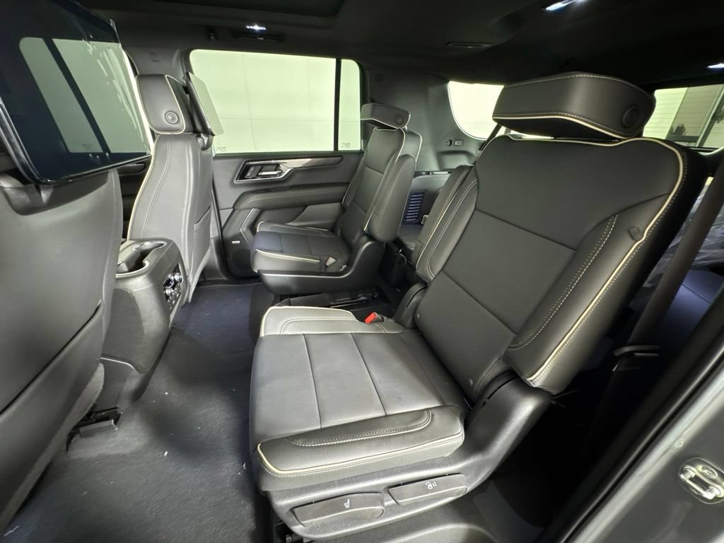 New 2026 GMC Yukon XL Elevation w/ Elevation Premium Package AWD/4WD image 27