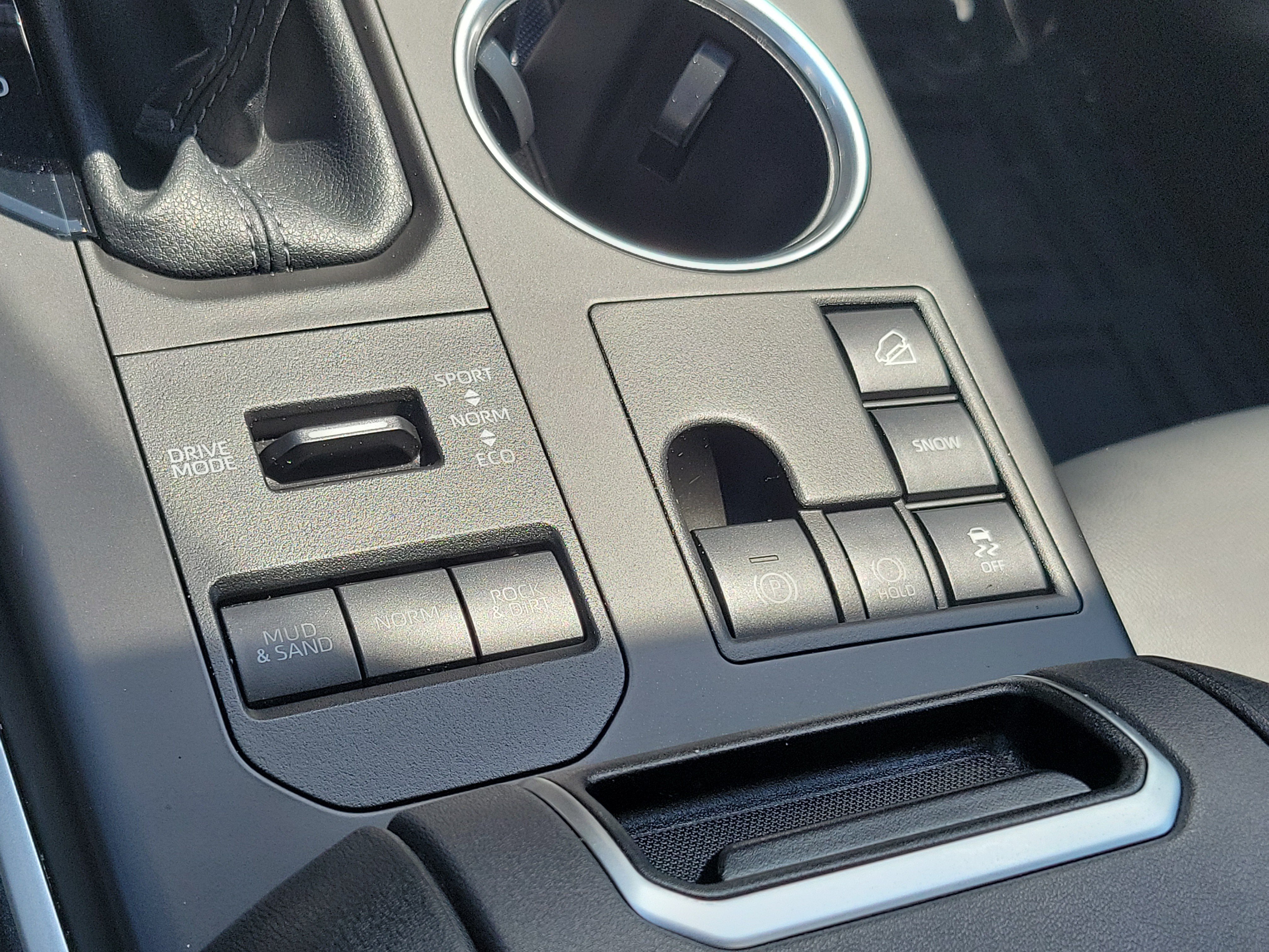 Certified 2025 Toyota Highlander XLE AWD/4WD image 31