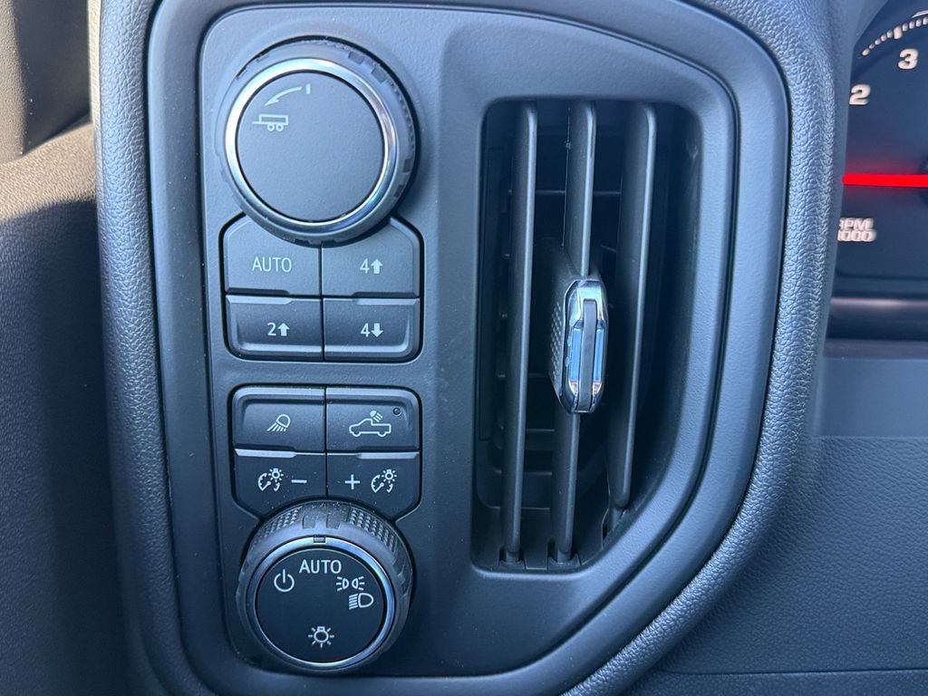 New 2024 Chevrolet Silverado 1500 W/T w/ Police Pursuit Package image 17