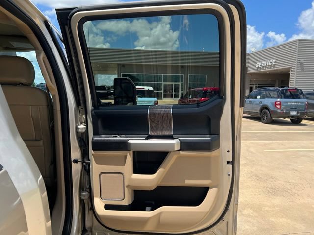 Used 2017 Ford F250 Lariat w/ Lariat Value Package AWD/4WD image 20