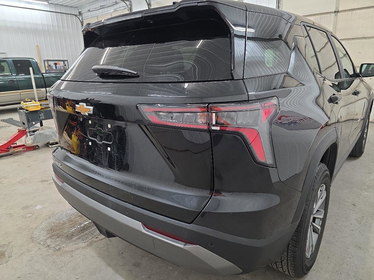 Used 2025 Chevrolet Equinox LT image 18