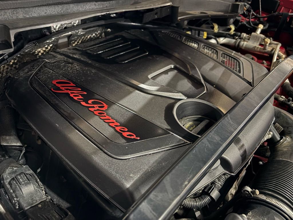 Used 2018 Alfa Romeo Stelvio Ti Sport image 14