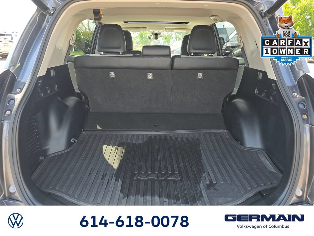 Used 2018 Toyota RAV4 Limited AWD/4WD image 23