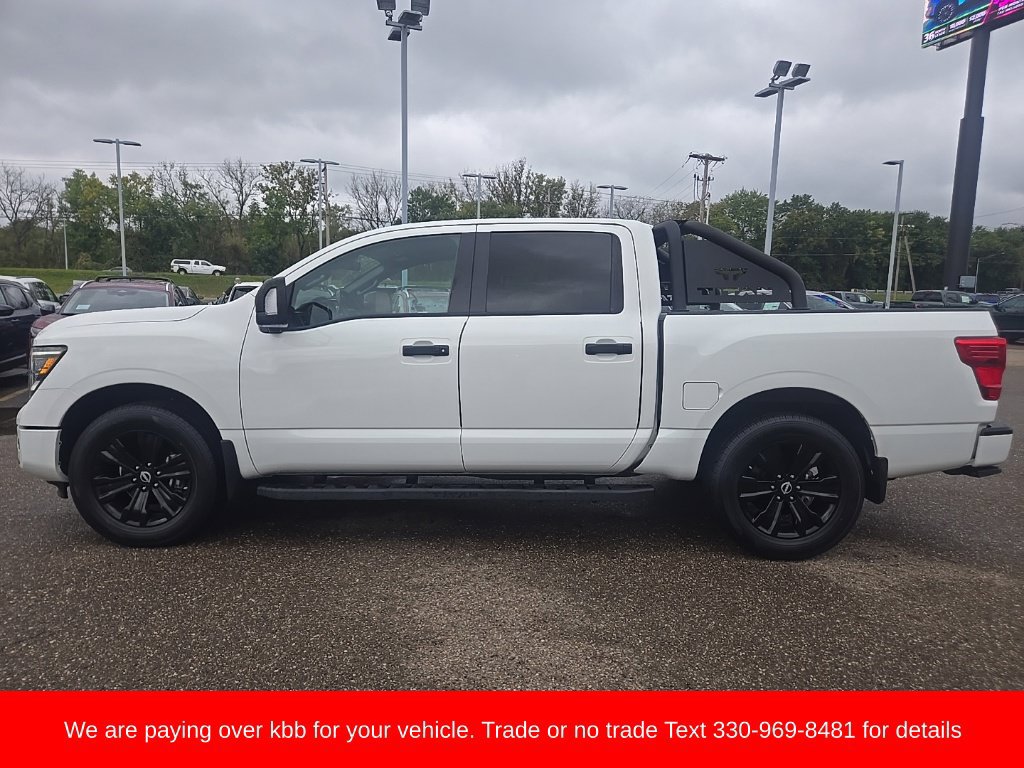 Used 2023 Nissan Titan SV w/ SV Convenience Package AWD/4WD image 4