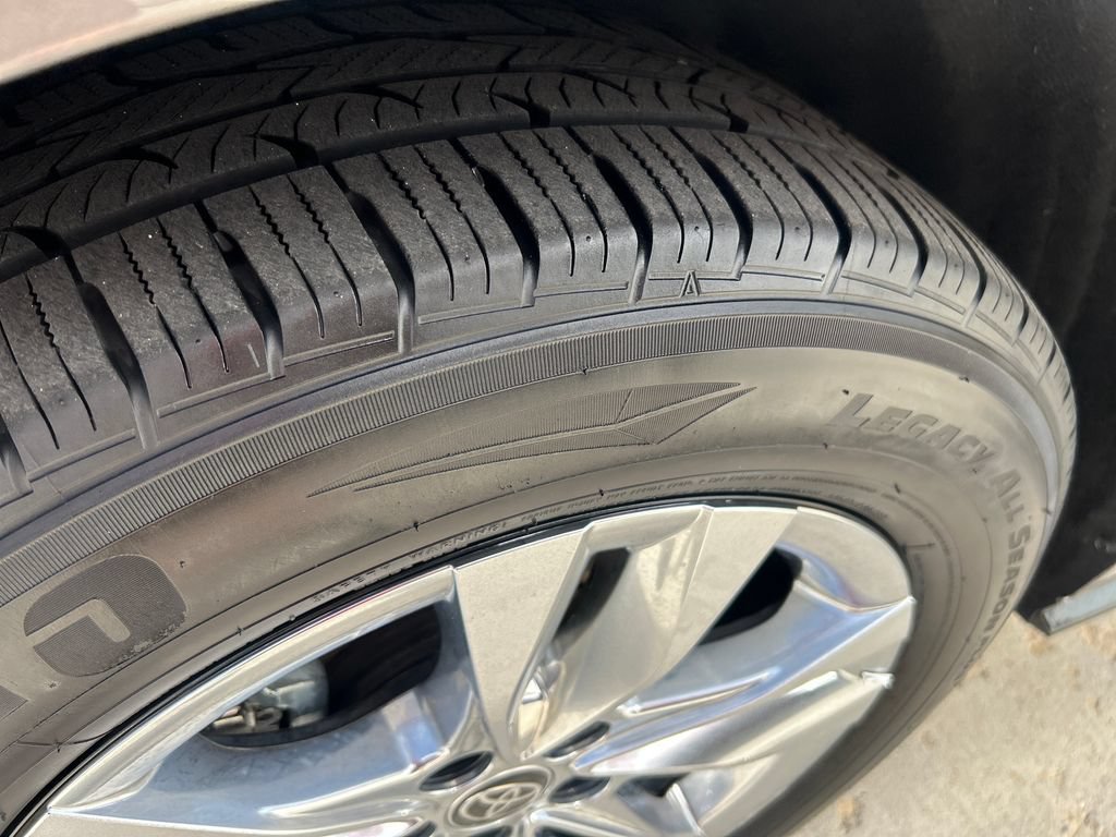 Certified 2023 Toyota Sienna Limited AWD/4WD image 29