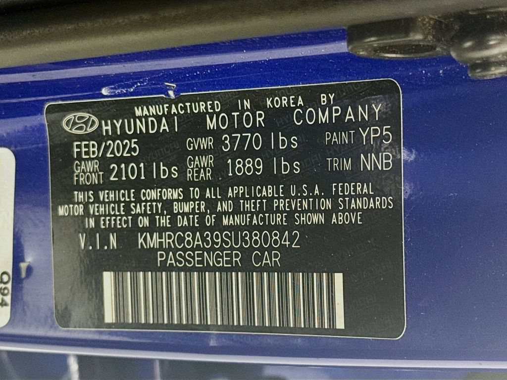 Certified 2025 Hyundai Venue SEL FWD image 32