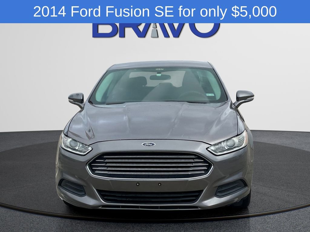 Used 2014 Ford Fusion SE image 2