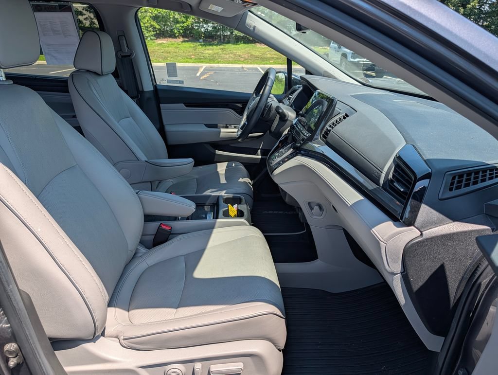 Used 2024 Honda Odyssey Elite image 13