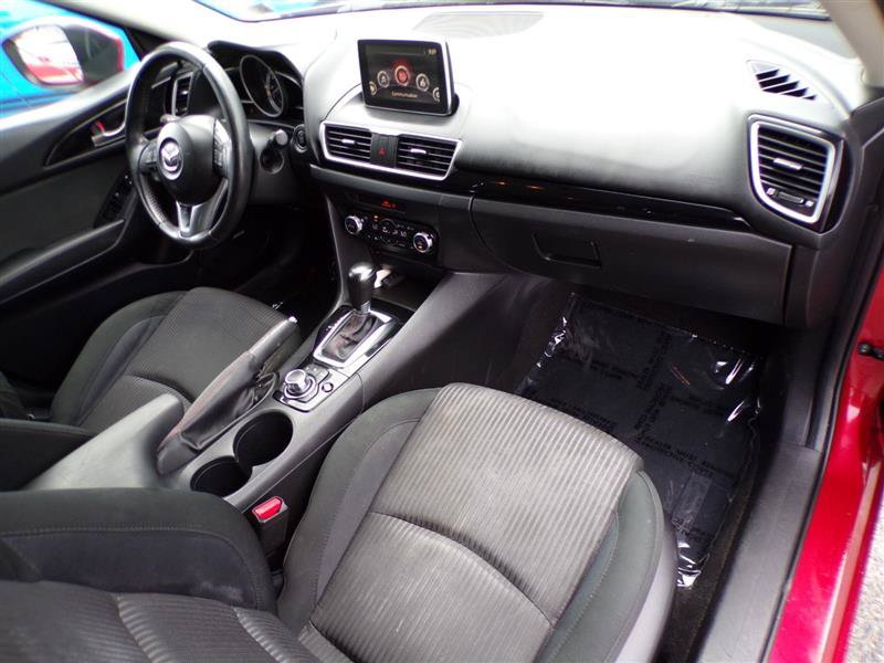 Used 2014 MAZDA MAZDA3 i Touring w/ Technology Package FWD image 18