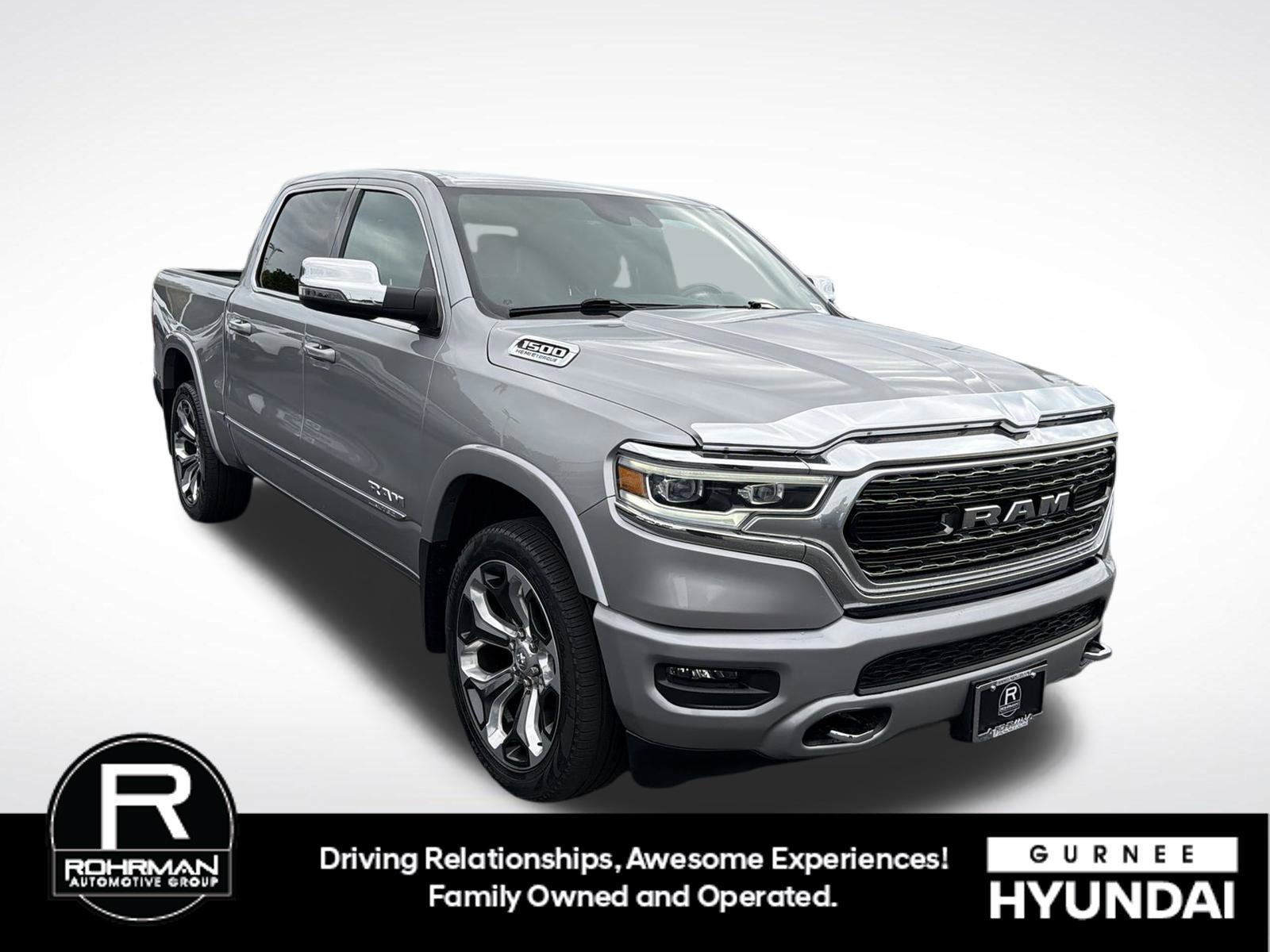 Used 2024 RAM 1500 Limited w/ Body Color Bumper Group AWD/4WD image 2