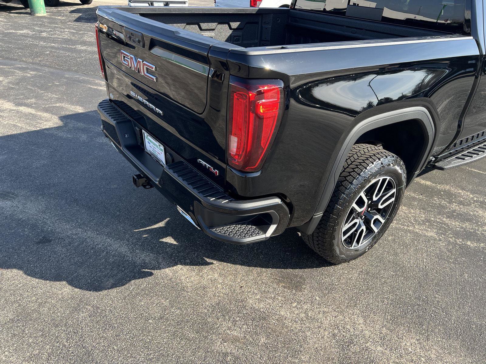 New 2026 GMC Sierra 1500 AT4 w/ AT4 Premium Package image 49