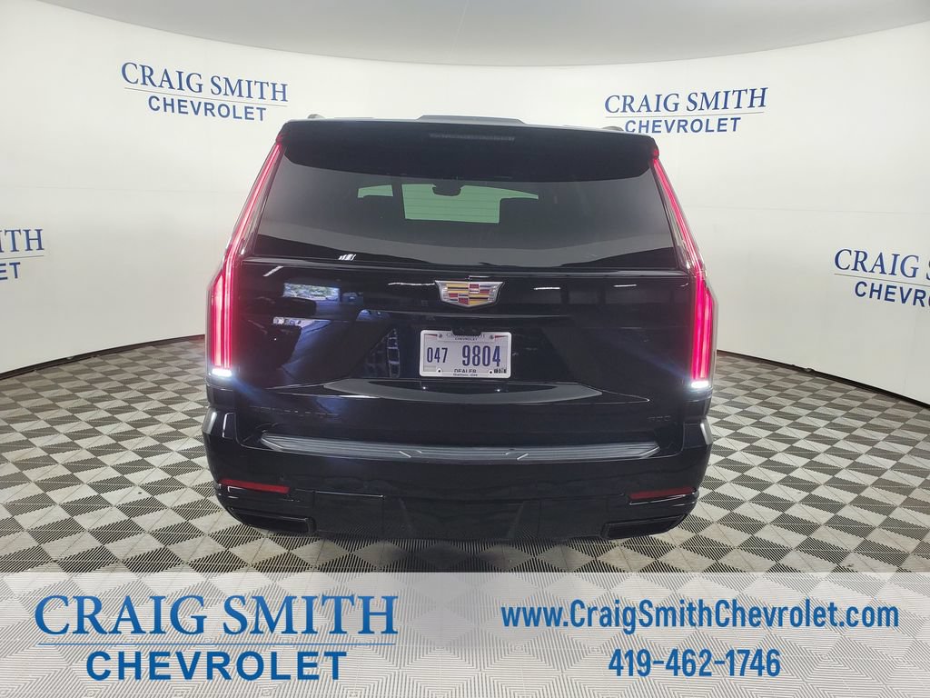 Used 2025 Cadillac Escalade Sport Platinum w/ LPO, Floor Liner Package AWD/4WD image 4